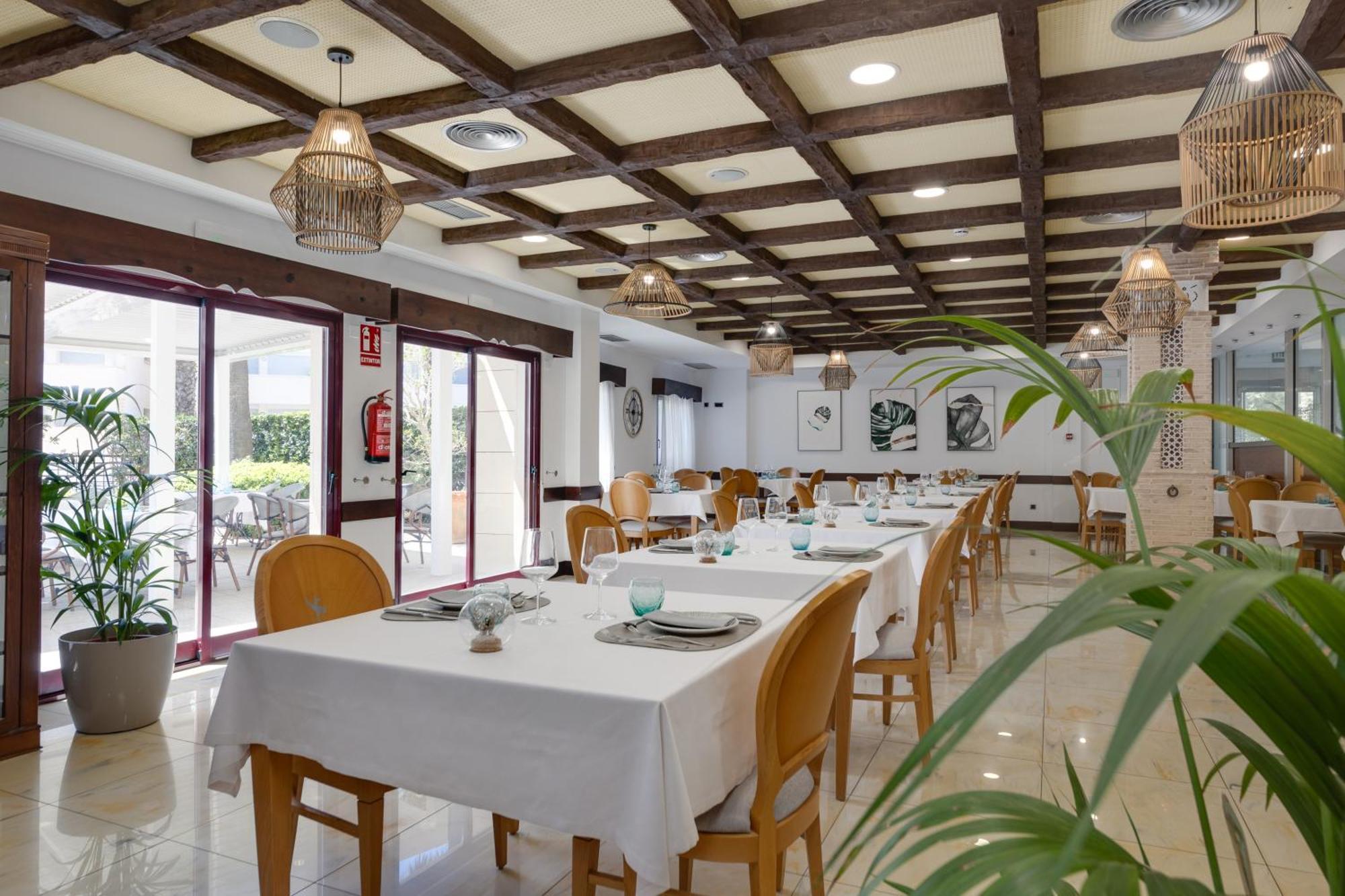 Daniya Denia Spa & Business 4* Exterior photo